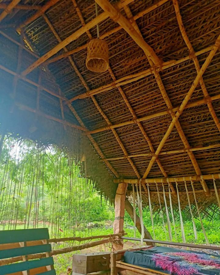 Travellers Tribe By Livelehood Habitat Vandrarhem Auroville Exteriör bild