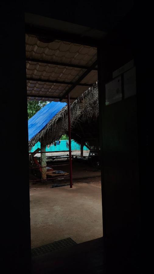 Travellers Tribe By Livelehood Habitat Vandrarhem Auroville Exteriör bild